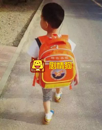小朋友背橙色书包代表着什么 为什么要特别注意